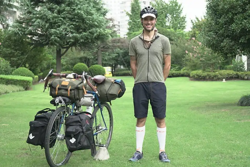 Meet Alessandro Gallo, an Italian adventurer cycling across China