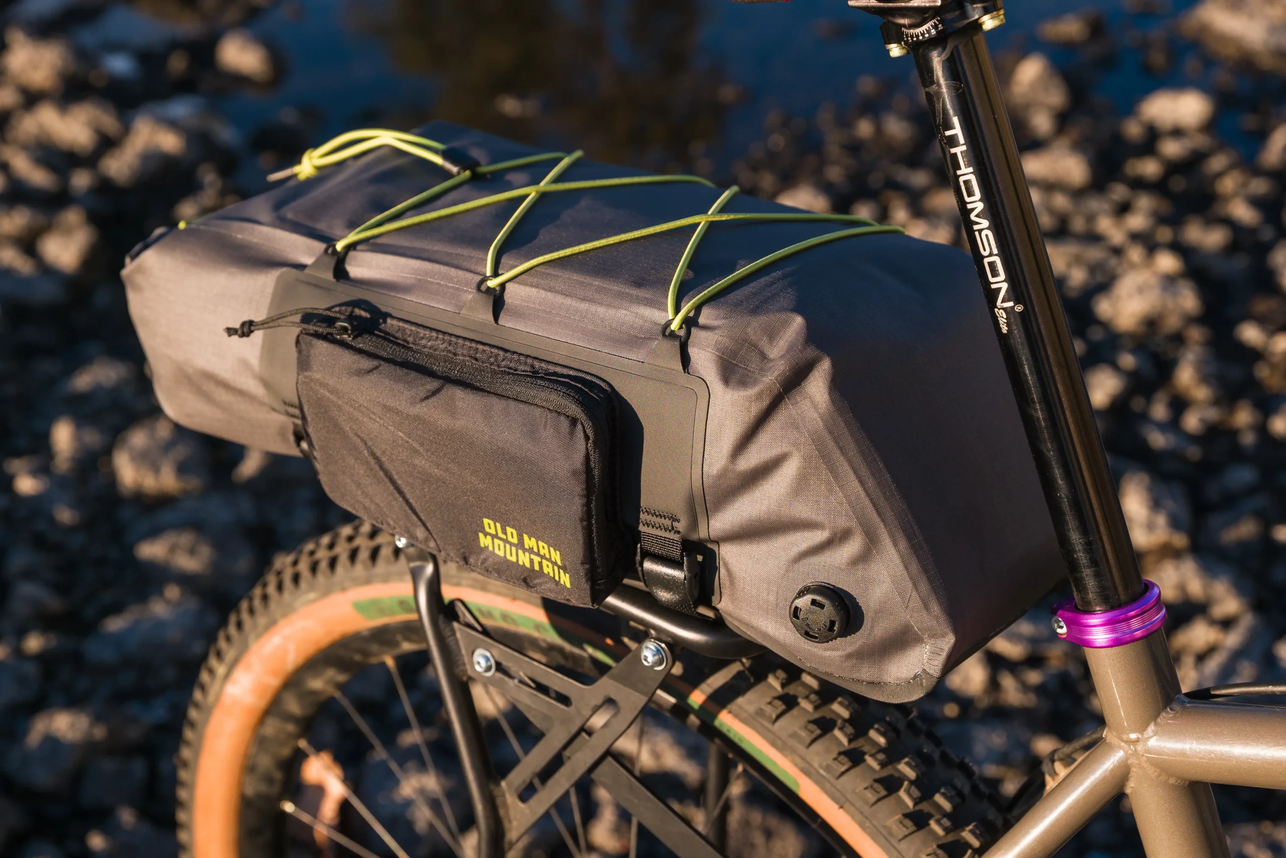 Atlas Rack Pack 12L Old Man Mountain bikepacking